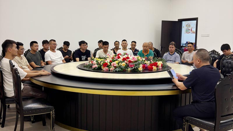 情暖海外匠心同行！公司董事长亲赴马来西亚工地慰问一线安装员工