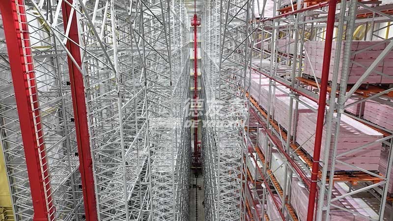 7电视显示屏行业-39米高堆垛机智能立体仓库