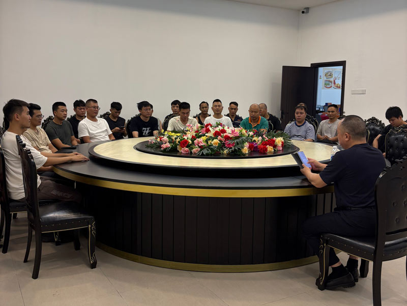 情暖海外匠心同行！公司董事长亲赴马来西亚工地慰问一线安装员工6