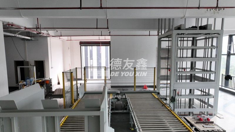 四向穿梭车提升机 四向穿梭车提升机